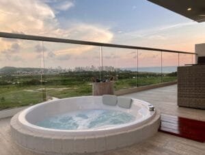 40d16ee0-0fd6-4d9f-ada9-d7691d816ecd