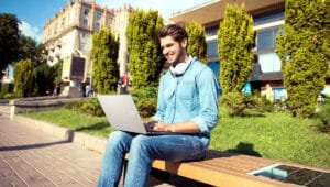 ASUS laptop estudiantes